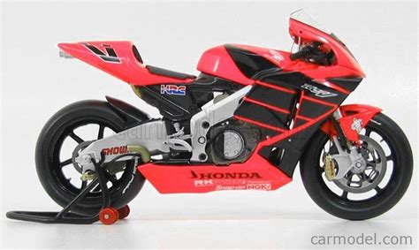 Minichamps Scale Honda Rc V Test Bike Valentino