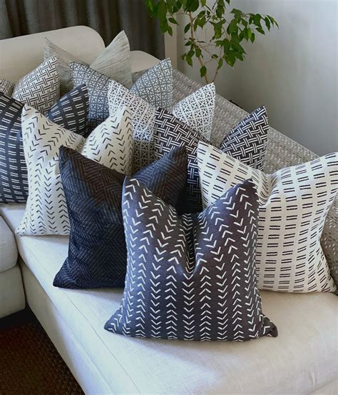 Dark Artist Cushion | Scatter Cushions | Chelsea Garden & Home