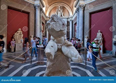 Belvedere Torso Statue Vatican Museum Vatican City Europe Editorial