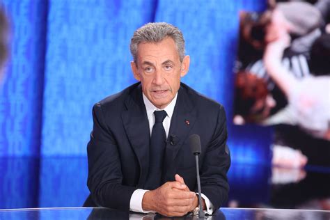 Fostul Pre Edinte Francez Nicolas Sarkozy I Fiul S U Amenin A I Cu