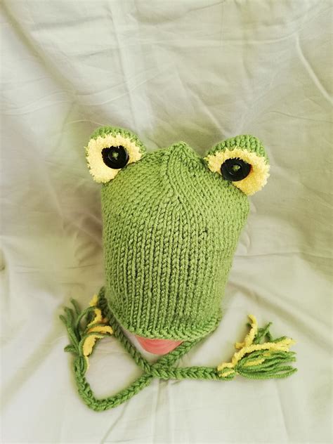 Frog Hat Frog Knitted Hat Green Hat Frog Etsy