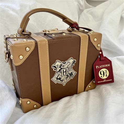 Hot Topic Women S Bag Depop