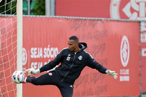 novidades o Inter está escalado para o jogo contra o Goiás