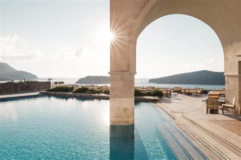 First-Timer's Guide to the 11 Best Beach Resorts in Greece (2023)