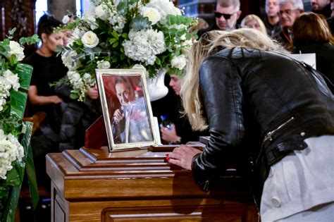 Popular Greek Laiko Folk Singer Vasilis Karras Laid To Rest Fans