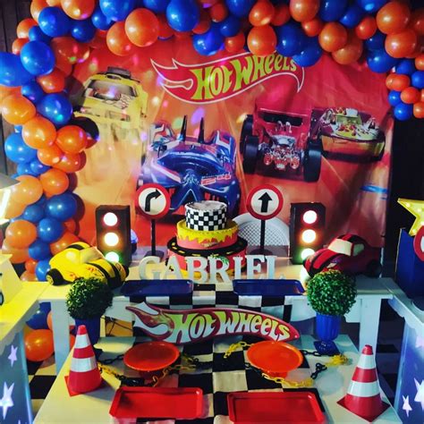Aluguel de Decoração Hot Wheels Elo Produtos Especiais