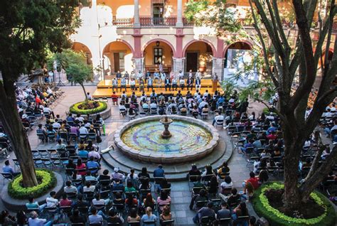 Generación Centenario De La Uaslp Con Total Capacidad E Inteligencia