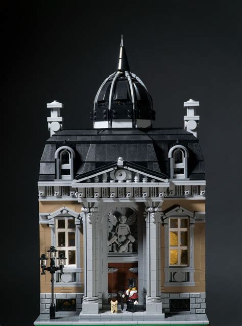 A Somber Guild Hall For Somber Victorian Gentlemen Lego London Lego