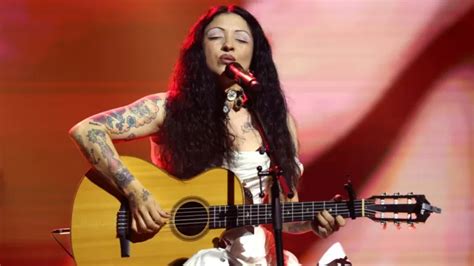 Mon Laferte Anunció Evento A Beneficio Por Los Incendios De La Quinta