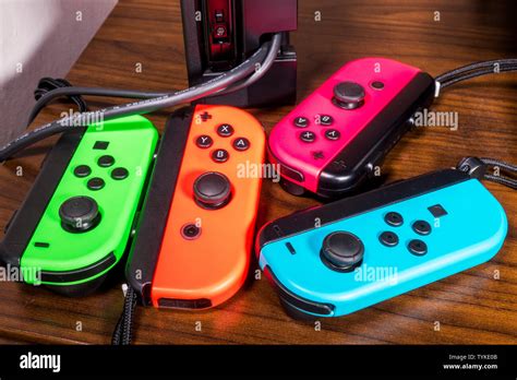 Nintendo switch hi-res stock photography and images - Alamy