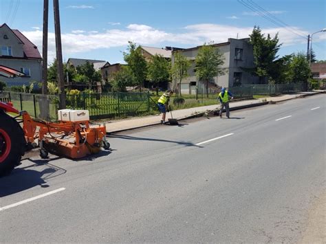 Zamiatanie mechaniczne zamiatarka mycie dróg placów budowy Wrocław