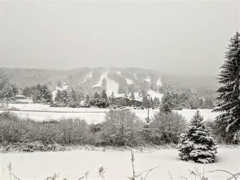 Trails and Conditions | Mohawk Mountain Ski Area