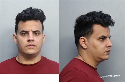 GONZALEZ CORTES DUVIER 11 04 2022 Miami Dade County Mugshots Zone