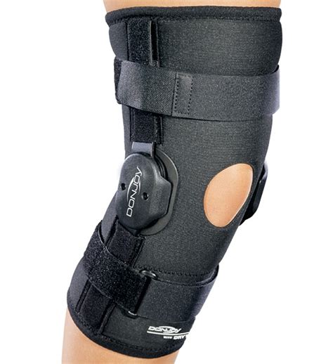 DonJoy Deluxe Hinged Knee Brace