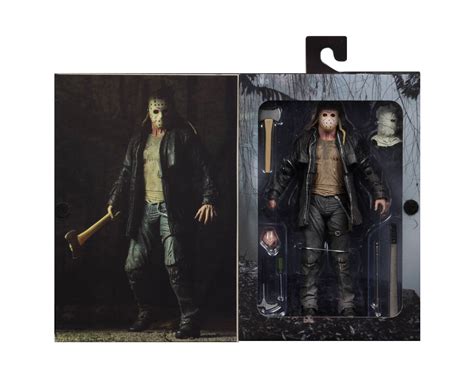 Final Packaging for the Friday The 13th 2009 – Ultimate Jason Voorhees