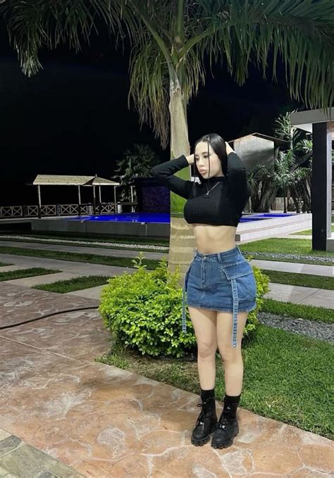 Pin By Kaarly Ovaando On Guardado R Pido Couple Outfits Latina Outfits Winter Fashion Outfits