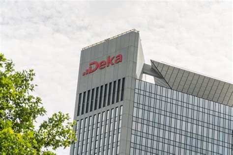 Deka bilder – Bläddra bland 205 stockfoton, vektorer och videor | Adobe ...