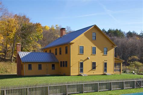 40+ Homes On Large Land Plots - Natural Privacy Fence