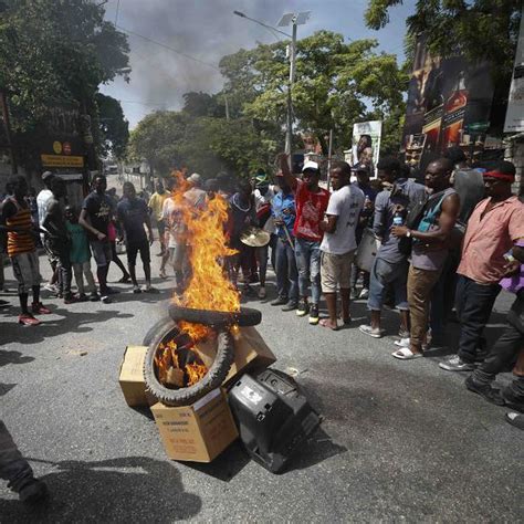 Matan a periodista en Haití y se reanudan las protestas Primera Hora