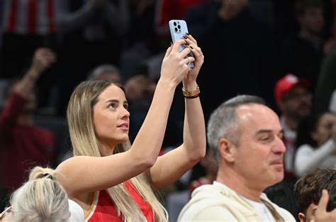 Milica Tasić i Sara Sakradžija se skinule u bikini Sportal rs