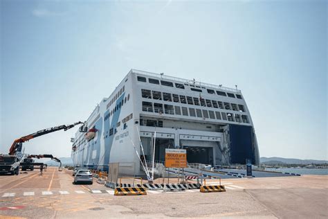 F Hre Livorno Olbia Mit Moby Lines Nach Sardinien