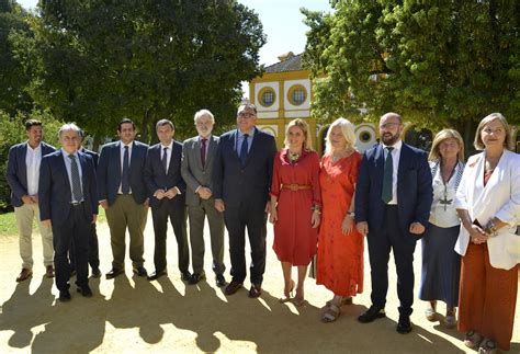 Diputaci N Distingue En El D A Del Turismo A La Real Escuela Andaluza