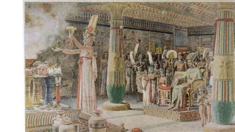 Who was Nefertiti, the ancient Egyptian queen depicted like a goddess?