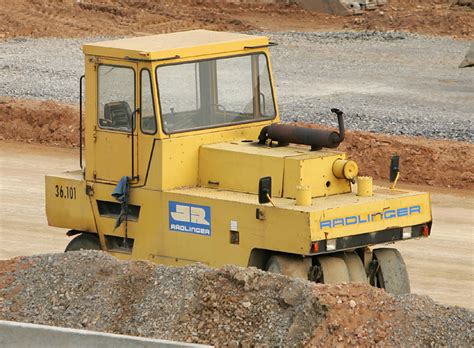 Wer kennt diese Baumaschinen? - Hansebubeforum