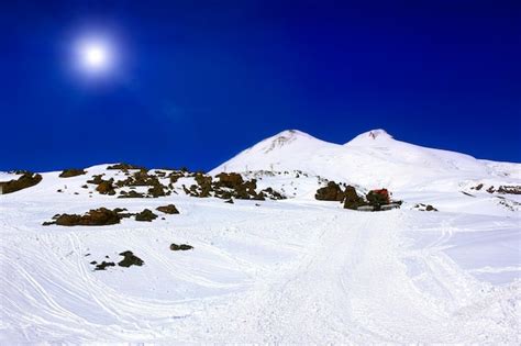 Belle Vue Sur La Montagne Elbrus Le Plus Haut Sommet D Europe Photo