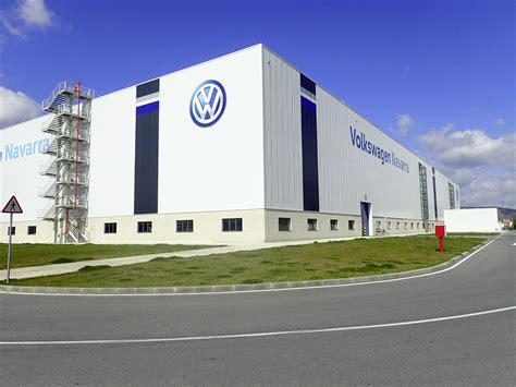 VW Und PSA Planen Produktion In Spanien Wiederaufzunehmen