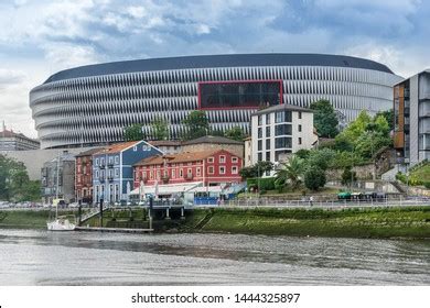 5,378 Athletic Bilbao Stadium Images, Stock Photos & Vectors | Shutterstock