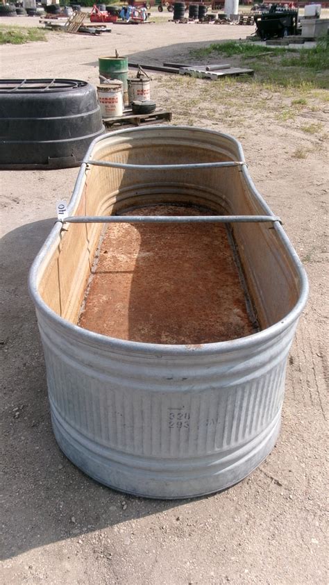 300 GALLON GALVANIZED STOCK TANK | Proxibid