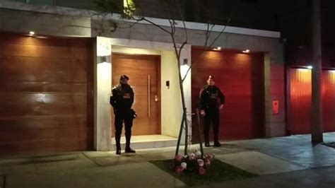 Detienen A Alcalde De San Isidro Y Allanan Su Casa En Operativo