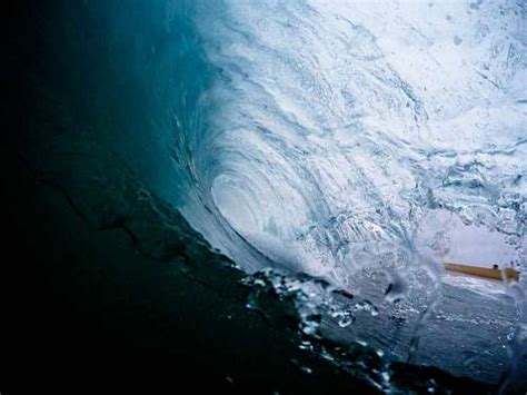 Foto de natureza água oceano ondas do mar respingo do tsunami