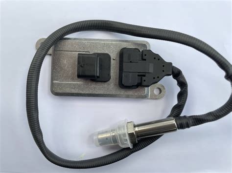 2006 Nox DAF Truck Nitrogen Oxide Sensor 5WK96675A 2894940 OE Standard