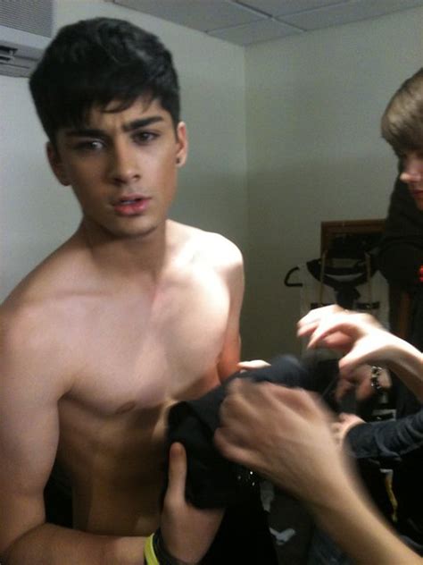 Zain Shirtless Zain From One Direction Shirtless