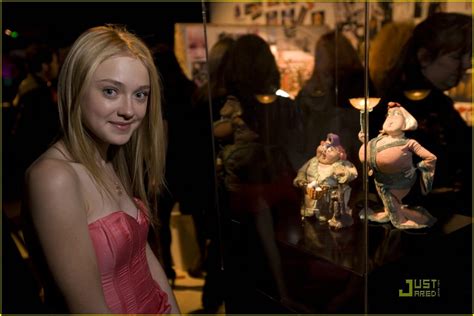 Dakota Fanning Premieres 'Coraline' | Photo 65291 - Photo Gallery ...