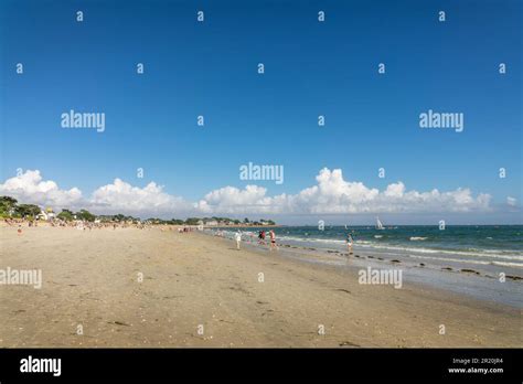 Grande plage beach in Carnac, Morbihan, Brittany, France Stock Photo ...