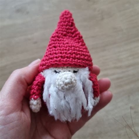 Tutoriel d un gnome au crochet Patron facile en Français Etsy France