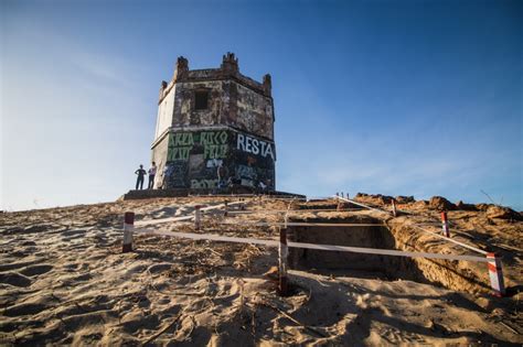 Estudos arqueológicos desvendam estrutura militar sob o Farol do