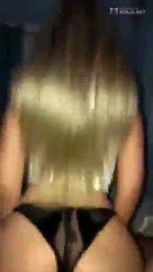 blondeを視聴 Blonde Big Ass Amateur Porn SpankBang