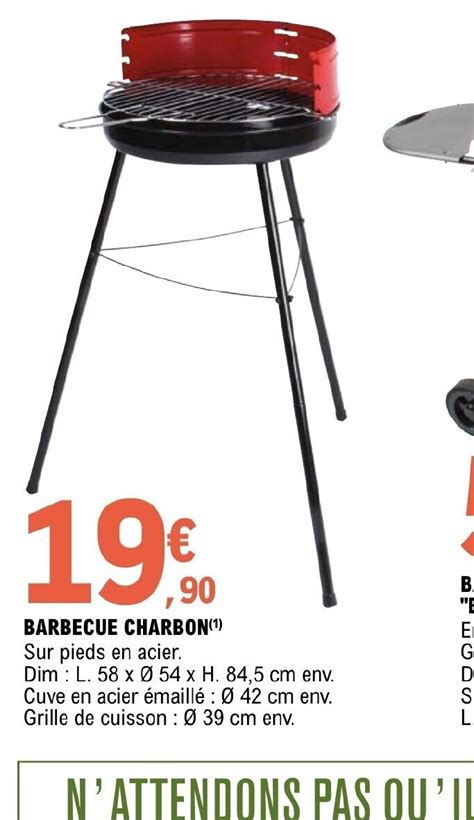 Promo Barbecue Charbon Sur Pieds En Acier Chez E Leclerc