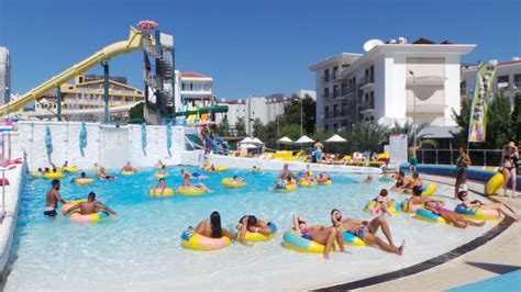 Atlantis Marmaris Water Park Wave Pool - Atlantis Marmaris Water Park