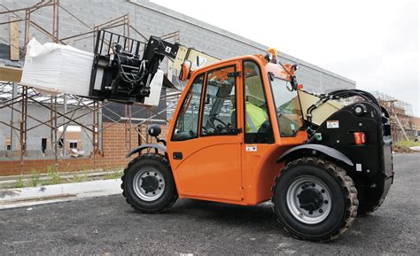 Compact Telehandlers