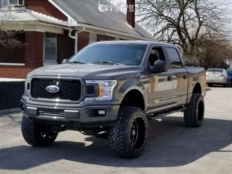 2018 Ford F 150 With 22x12 44 Tis 544bm And 35 12 5r22 Nitto Ridge