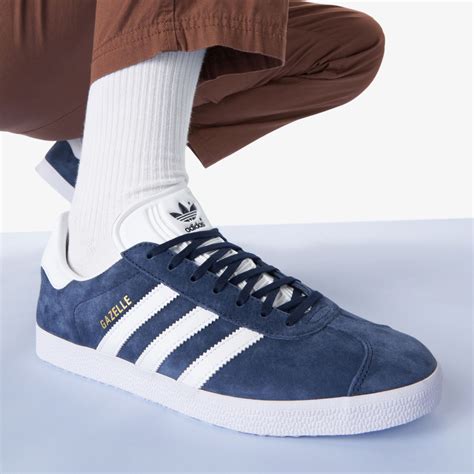Мужские кеды adidas Gazelle синий/белый цвет — купить за 9799 руб. в ...