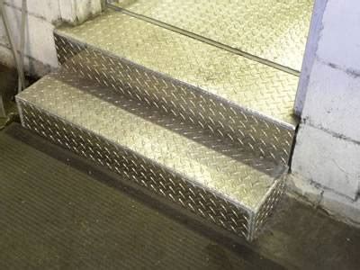 Aluminum Plate Stair Tread As Ideal Selection For Floor