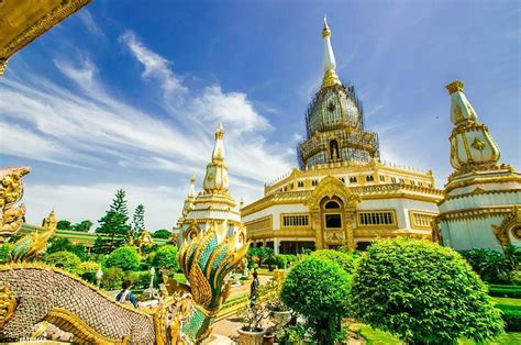 phra maha chedi chai mongkol nong phok