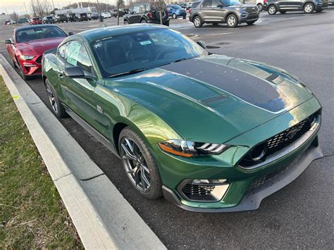 Eruption Green 2022 Ford Mustang