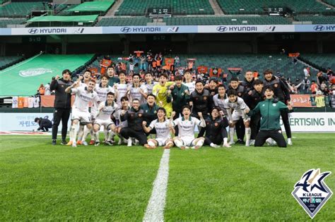 양현준 폭풍 질주→극적 결승골 강원 전북 1대0 제압fc서울 나상호 클린스만 감독 앞에서 펄펄종합